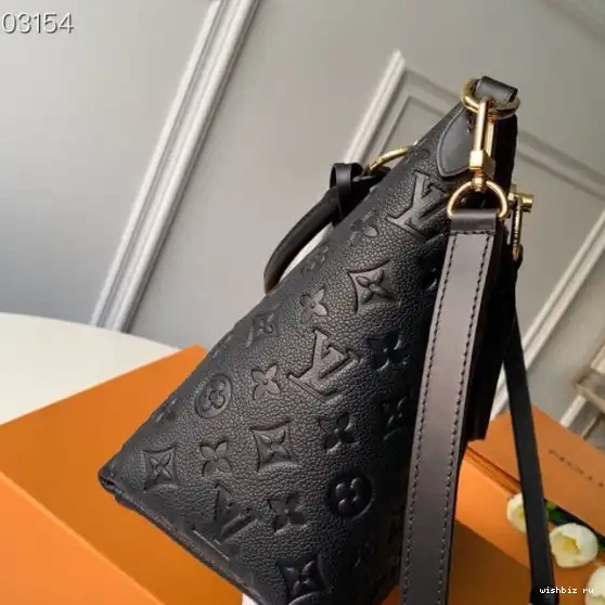 WIS V LOUIS MM TOTE VUITTON 0625